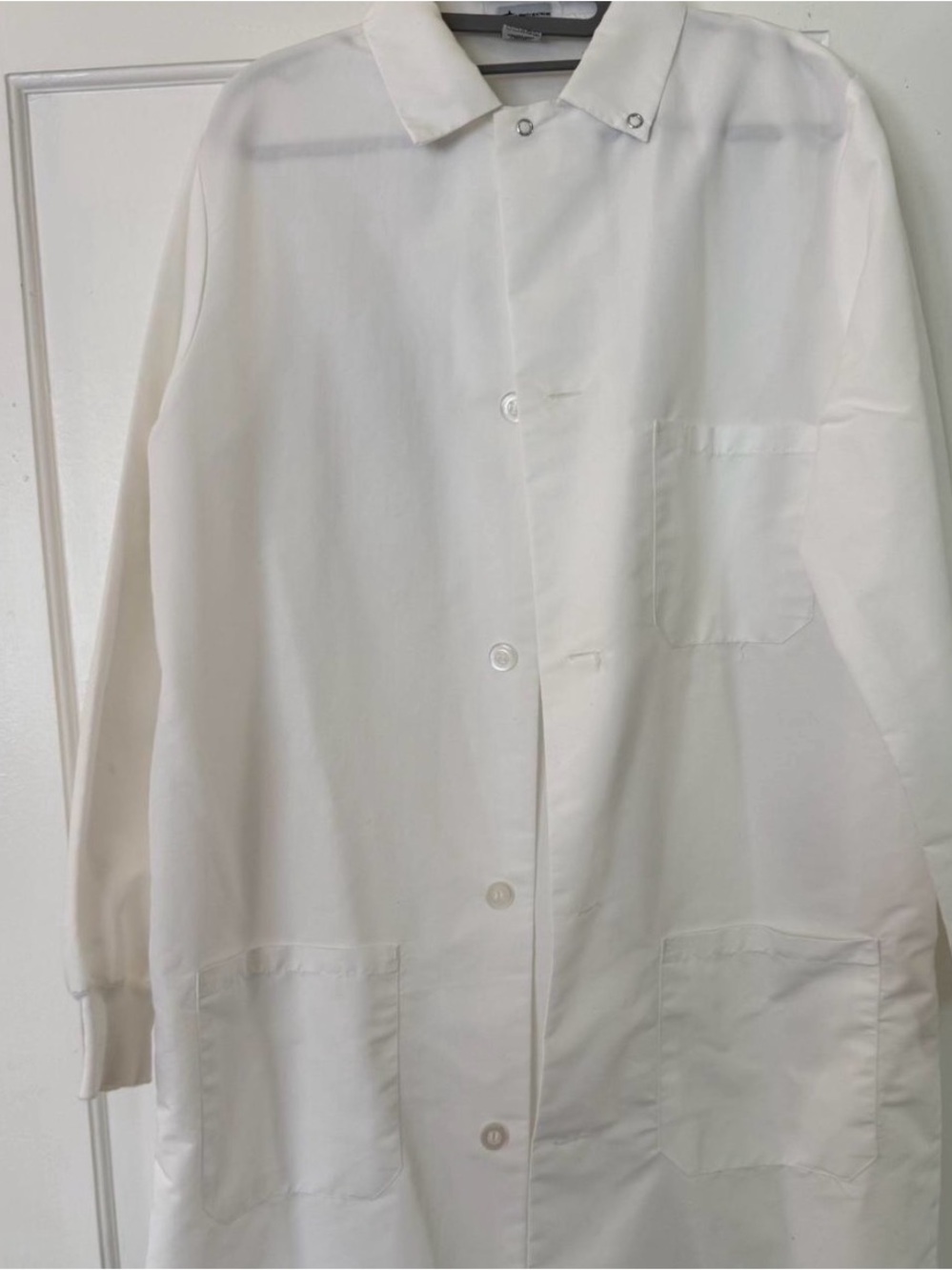 White lab coat for college/med student